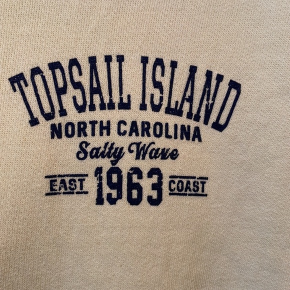 Salty wave collection, sweat jacket ,size med never worn - Picture 3 of 9